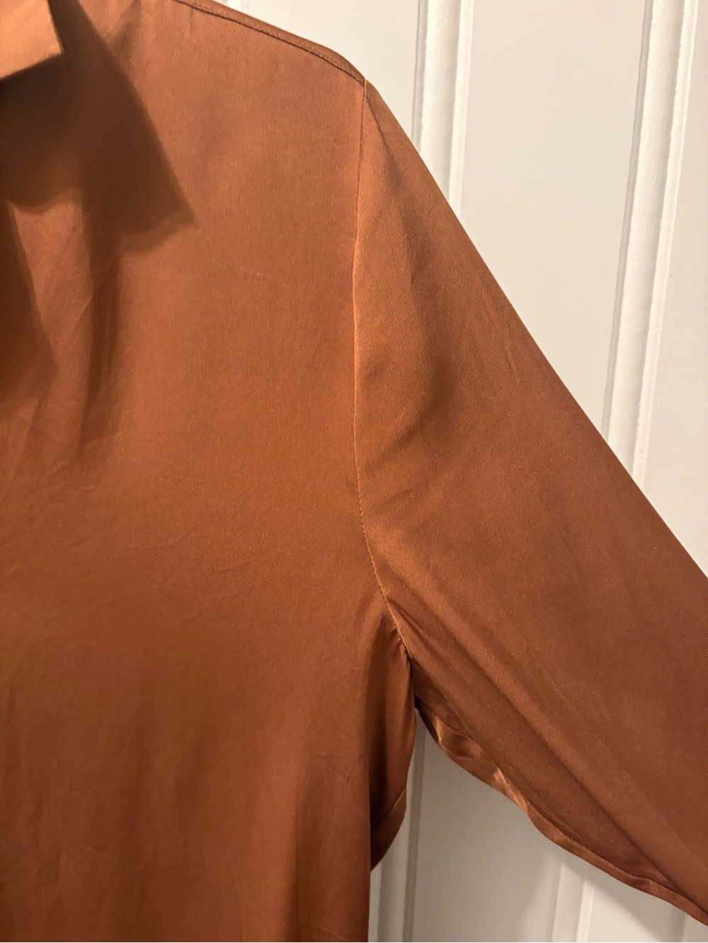 Quince Womens M 90% Silk Stretch Button Down Shirt Copper Brown High Low - Picture 4 of 11